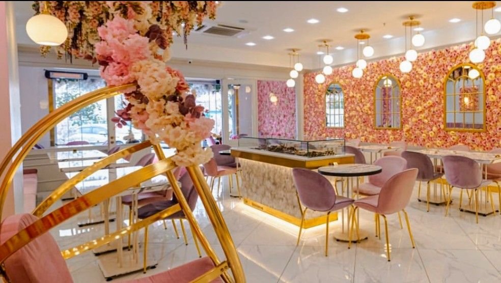 La Florist Başakşehir Kafe & Çiçek Bahçesi